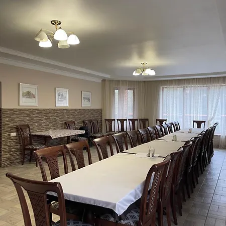 Луг Hotel Golovetsk