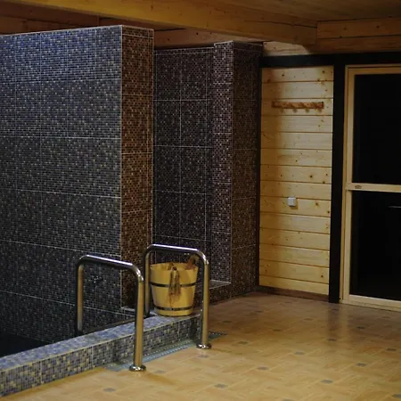 Луг Hotel Golovetsk