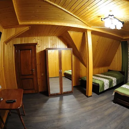 Луг Hotel *